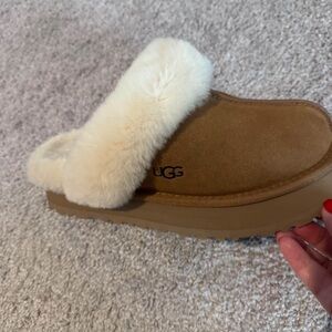 UGG Women's Brown and Cream Mules